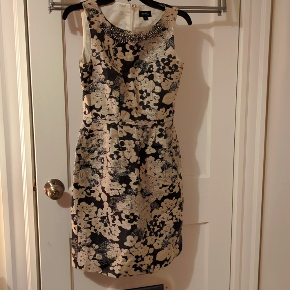 Tahari ASL Cocktail Dress